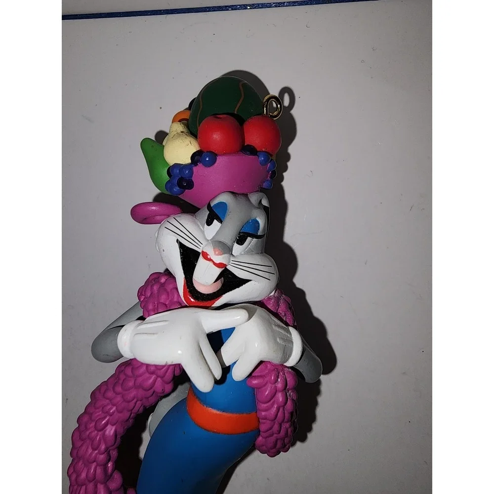 Hallmark Bugs Bunny Carmen Miranda Christmas Tree Ornament  1997‎